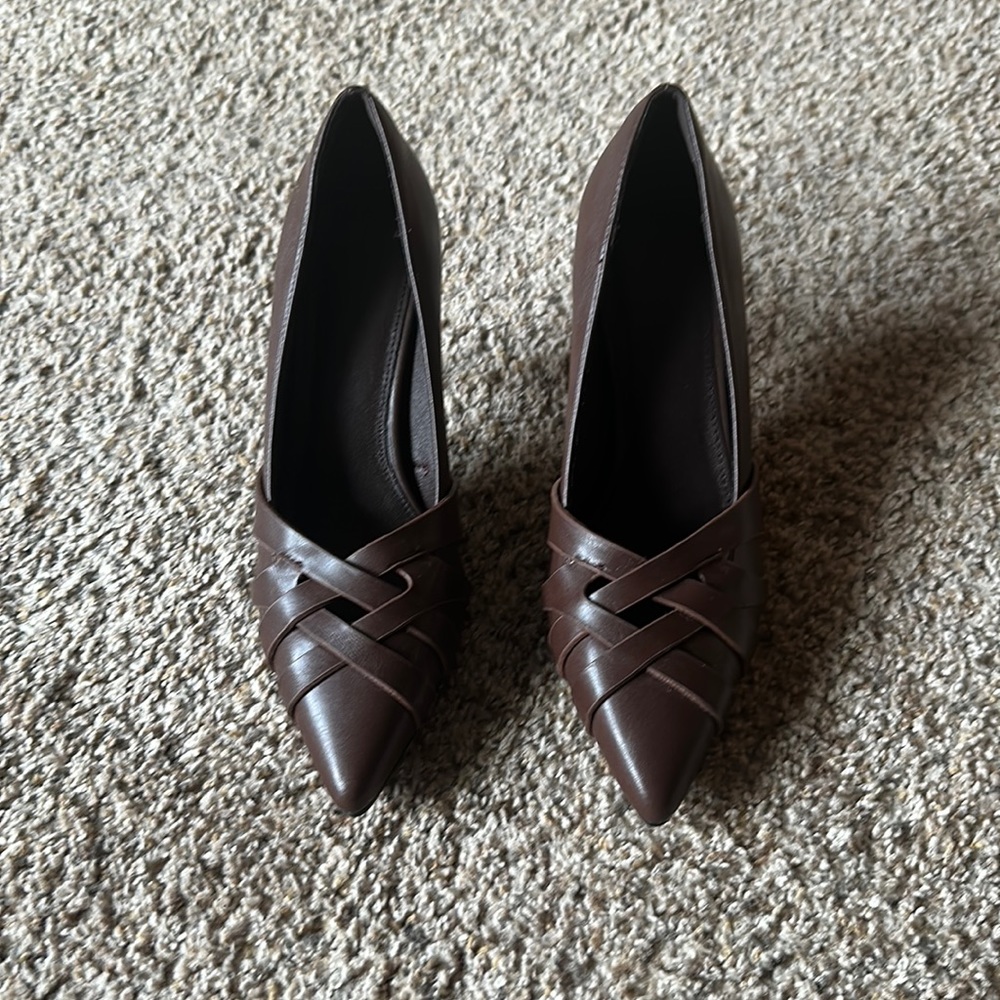 Women’s brown heels